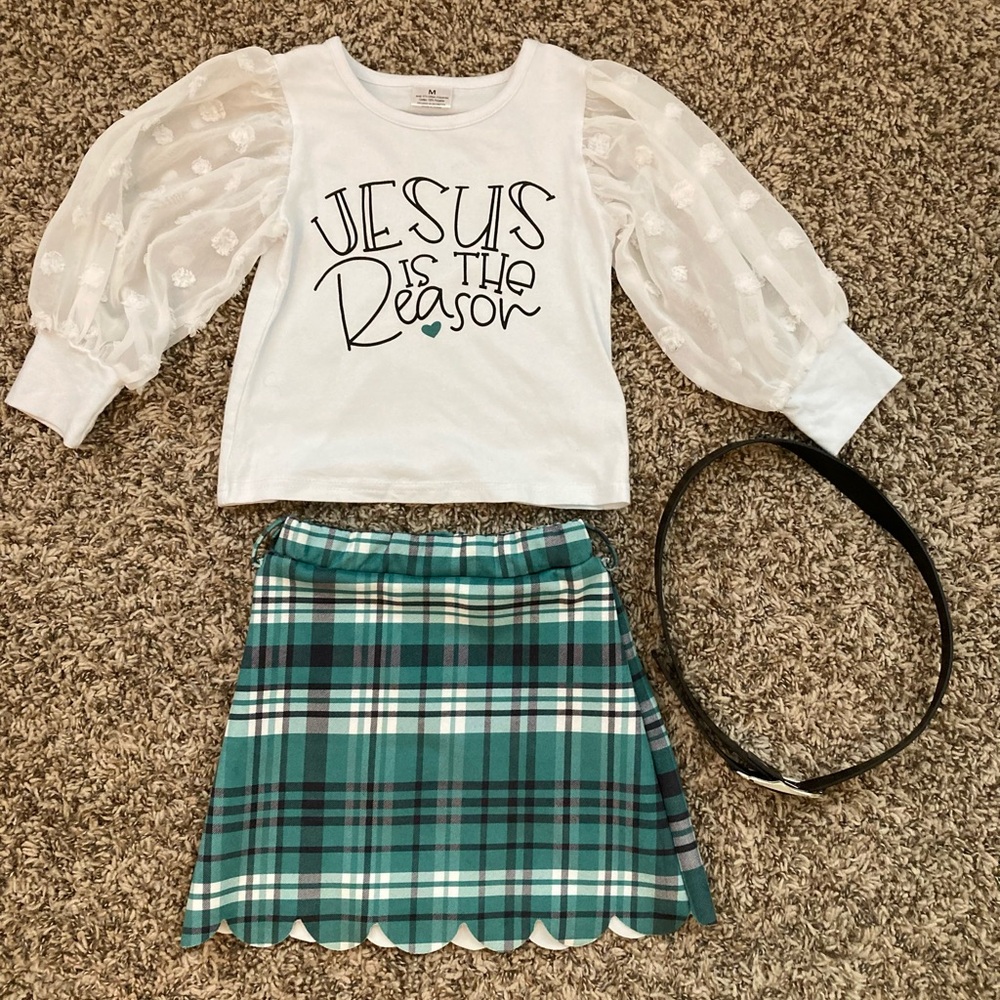 Adorable Festive Girls Outfit